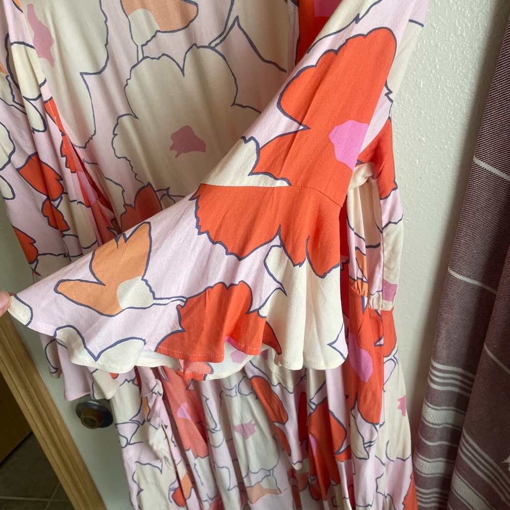 Mister Zimi Asymmetrical Floral Dress in Pink and Orange - Picture 4 of 8